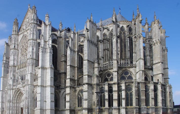 vue de la cathédrale St Pierre de Beauvais