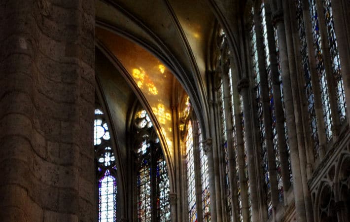lumière dans l'abside